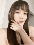 極品露臉女神！各大社交平台焦點人物亞裔網紅反差婊Yuna火辣私拍性感身材各種方式自嗨加油