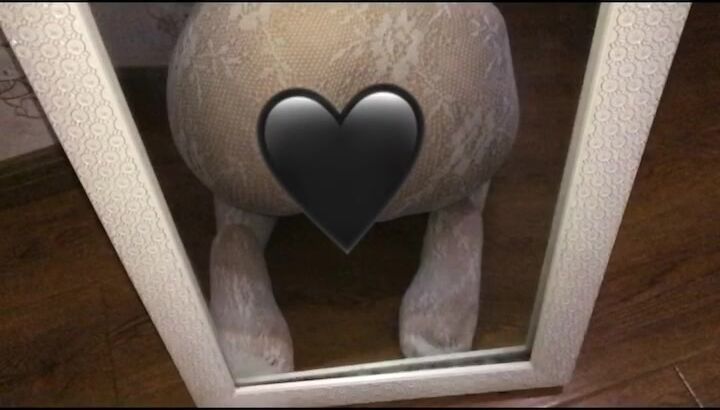 皮皮蝦網紅純欲女神【在下小羊】人前傲女，人後母狗，被金主包養定製私拍各種裸舞紫薇視頻207V (118)