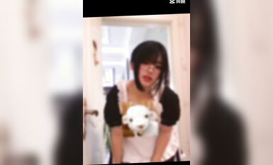 皮皮蝦網紅純欲女神【在下小羊】人前傲女，人後母狗，被金主包養定製私拍各種裸舞紫薇視頻207V (201)