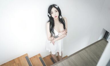 仙氣尤物  價值40美金韓國高端攝影頂級女神 ▌Jia▌性感珍珠陷入迷人裂縫 鮮嫩白虎穴誘敵深入122P1V