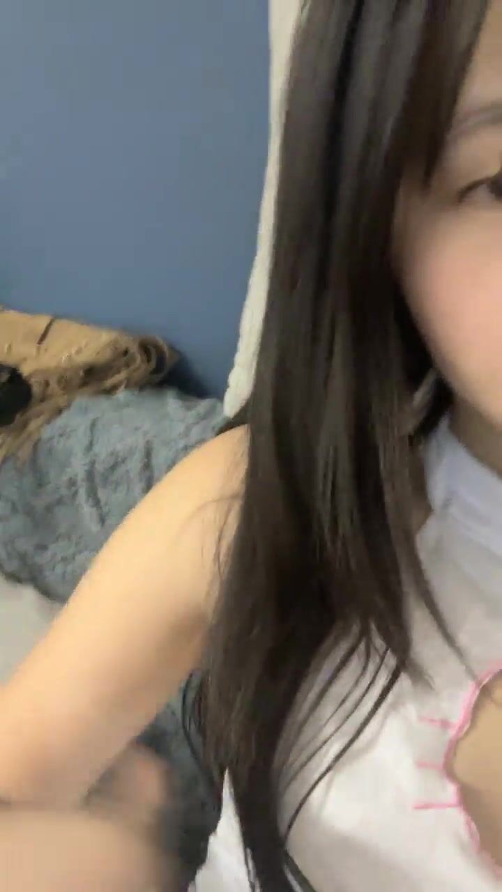 【丸丸丸子】 雙女姐妹花~浴室互揉奶子呻吟自摸小穴! (14)