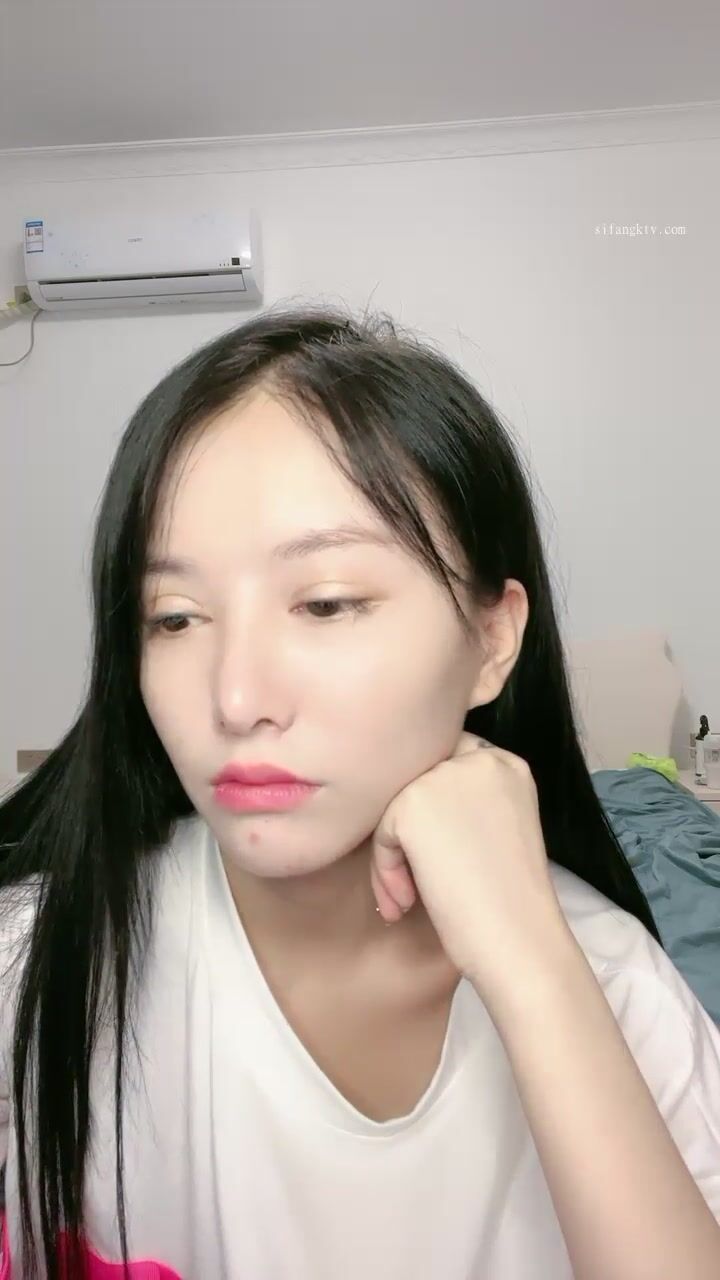 新人！女神剛下海就玩3P給狂操~【公主】心如刀割~含淚手淫 ！ (4)