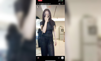 丁姐 草莓小甜心私人会议视频 抖音闪现走光