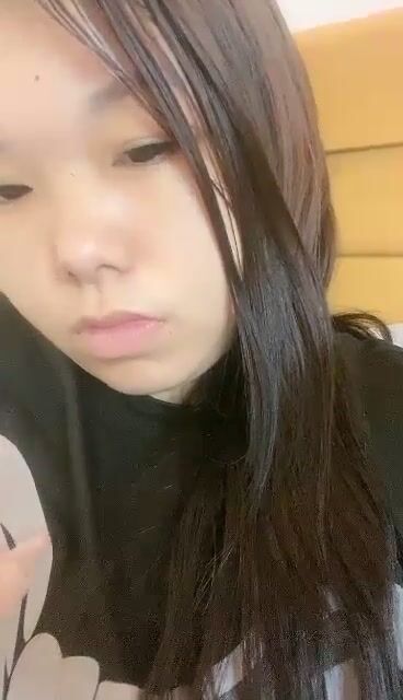 核彈！兩個學生被幹了~20小時~【電競少女】都快乾哭了~！！qc2 (3)