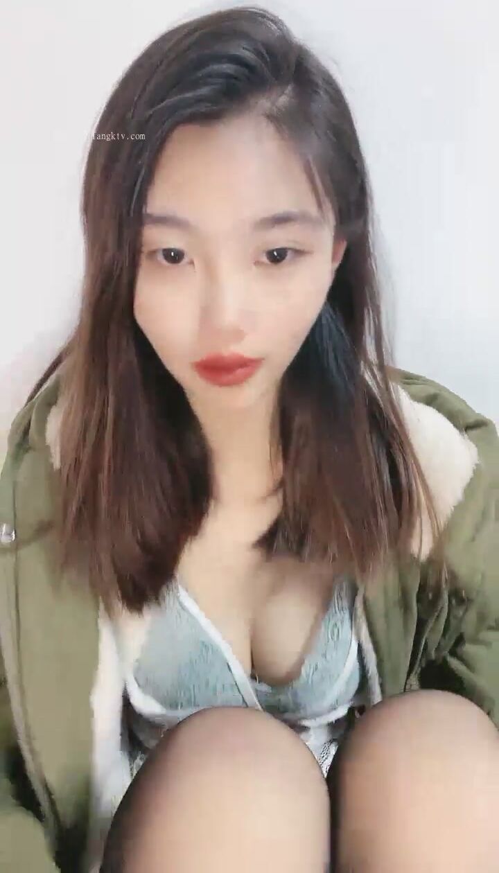 擼管推薦！超漂亮小仙女~【咩咩咩】道具狂插！無限爽高潮~！ (5)