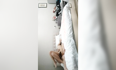 【无情的屌】，探花一哥佳作不断，响应粉丝号召玩跳蛋，外围美女，欲仙欲死，赚钱加享受，精彩刺激