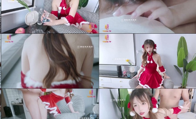 最新超人气爆乳貌美少女▌小桃酱▌圣诞嫩模の约拍精喜 上头湿暖蜜道 口爆女神浓郁鲜汁