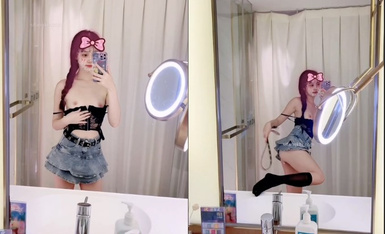 【露出网红 极品身材】顶级露出艺术家『娜娜』最新脱衣裸舞洗澡紫薇篇 肆意玩弄青春肉体 逼脸同框 高清1080P原版