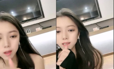 火遍全网~女神回归~【模】40万人气~酒店无套约啪土豪哥 (1).