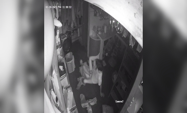 2023最新流出黑客 破解家庭攝像頭偷拍啪啪合集 小哥站著無套搞媳婦逼逼精液流了一地 (9)