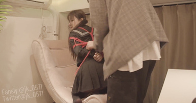 《高價P站付費解鎖》露臉才是王道！專注玩美少女嫩妹的推特富二代大神【JK_0571】私拍合集，調教打炮中出內射玩的全面 (1)