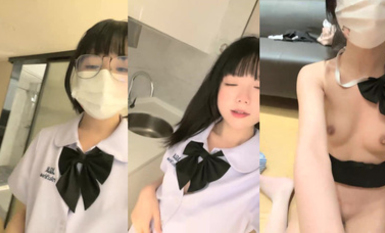 清純蘿莉coser@電氣喵(吃一口小布丁)尺度福利秀 第五彈 (13)