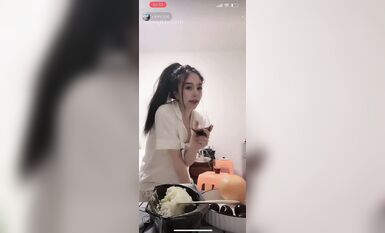 重磅 抖音直播技術性走光 熱舞 露底 美女雲集 (4)