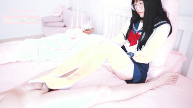 lo娘白絲足交【AsamiSusu蘇蘇】眼鏡娘小可愛粉嫩小腳配白絲，寶寶可愛嬌嫩的小腳丫穿上絲襪給哥哥足交 讓哥哥感受一下足交帶來快感