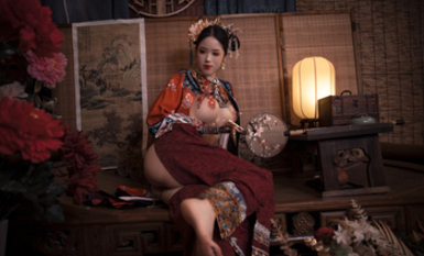 超爆款推特女神『钛合金TiTi』最新内部私拍_极品玉妃旗袍_爆乳近景_露点露脸(2)