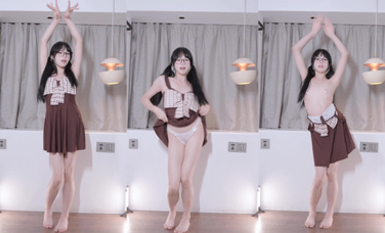 黏黏團子兔 NO.065 咬一口兔娘ovo 盒島400目標獎勵『flower』