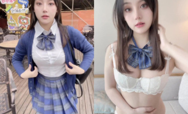 秀人網 模特 寫真 私拍 戶外遙控跳蛋 ，水晶肉棒抽插小穴