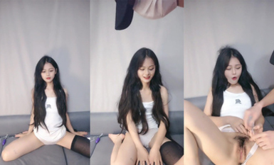 蘿莉嫩妹裸舞大秀 【小易的so啵啵】無套草逼 跳蛋自慰 (6)