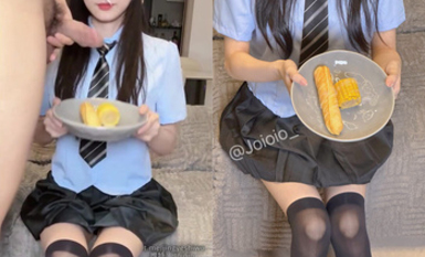 【截止8.16】重口警告!瞠目結舌!把堂妹調教成為吃精液和尿液母狗(6)