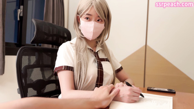 [4K]台灣第一美乳美臀【Ellie ssrpeach（艾莉）】2024.3.30繼父無法忍受繼女穿太火辣上學「既然妳要把身體交給男同學，不如就先交給我吧!」_4K