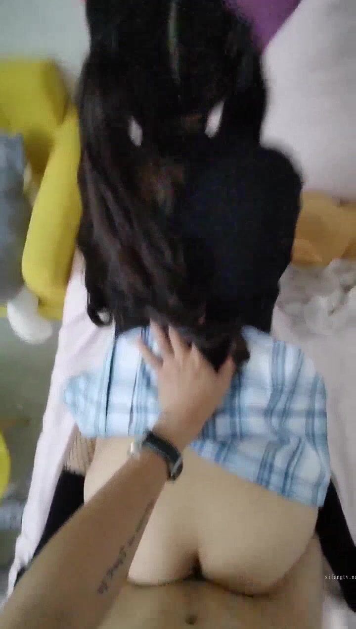 雙馬尾蘿莉『芽芽不乖』2022版最新私拍 邊看片邊和哥哥做愛 完美露臉 高清 (29)