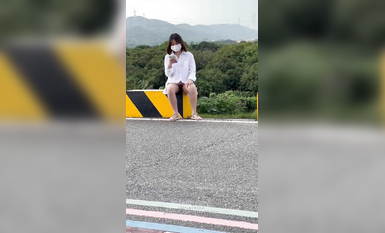 推特極品反差婊『小妮子』攜雙閨蜜極限露出 戶外全裸 野戰跪舔 黑絲啪啪 高清xiaonizi第二彈 (9)