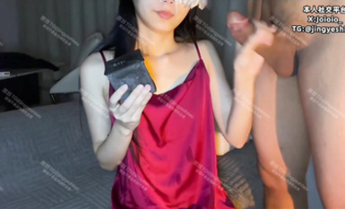 重口警告!把堂妹調教成為吃精液和尿液母狗!妹妹的精液食物吃播「Jojo九九」哥哥一周不射的濃精拌吐司吃下去腥死了