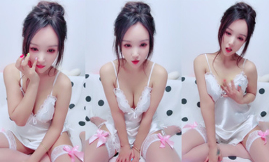 【可可甜心】高顏御姐榨精尤物，淫水泛濫直冒漿 ，黑絲足交騎乘甩奶 (6)