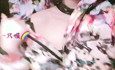 抖音80W粉絲推特網紅超萌蘿莉反差婊一隻喔私拍視圖大量流出人前露出3P喝尿野戰騷中極品 (171)