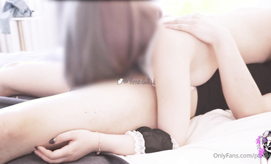 推特約炮大神『潘多爾』極品蘿莉性奴首操 極品蘿莉性癮超強 騎乘J8拚命搖 高清 (2)