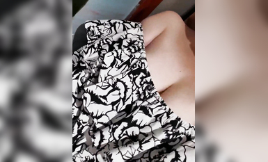 重磅推薦！淫盪肥臀人妻母狗【見過騷的 沒見過這么騷的】喜歡戶外露出，喜歡被很多男人操 (147)