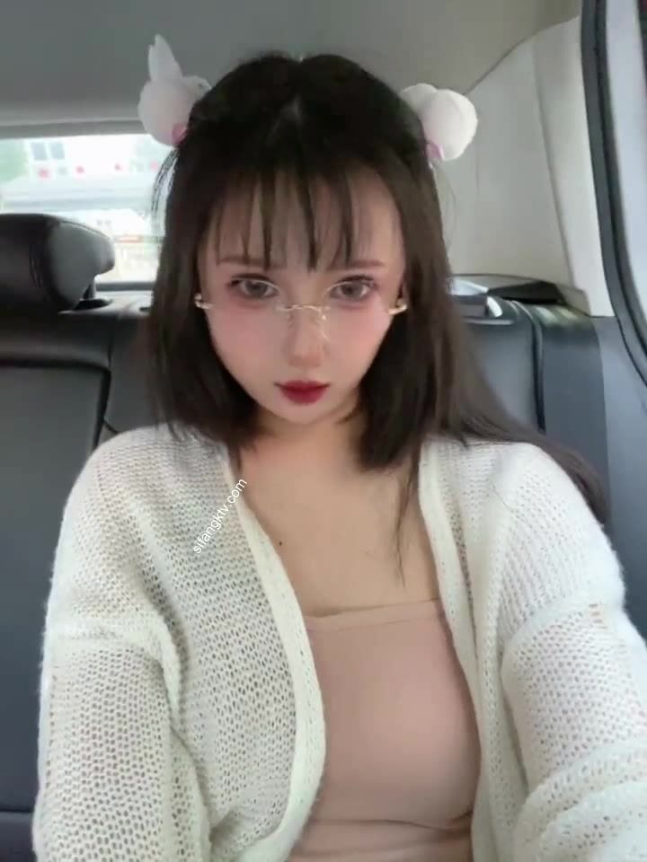 超級蘿莉MM甜 404日記，幾個蘿莉姬的超大尺度自拍，和攝影濕深入的關系，有嬌小又可愛天然白虎蜜臀蘿莉404日記 (5)