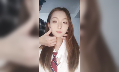 19歲極品小母狗，身材超棒，被猥瑣男調教蹂躪，各種道具齊上陣，高潮嬌喘不斷 (26)