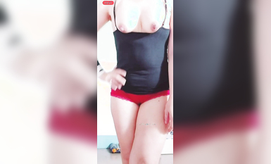 最新《瘋狂抖音》外篇之《抖音擦邊4》顏值主播各顯神通 閃現走光 刷邊瘋狂作死 扣逼漏奶 (204)