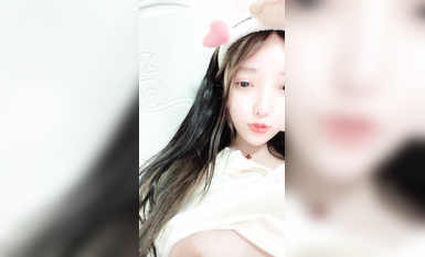 【小奕可】【小一可】新人下海 顏值學妹 跳蛋自慰噴水 (6)