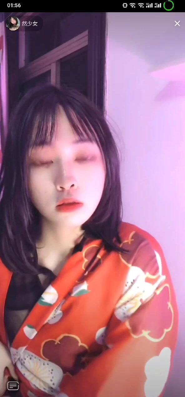 最新《瘋狂抖音》外篇之『三亞美女2』極品三亞外圍美女大秀身材 作死大尺度 摳B揉乳擠奶 (131)