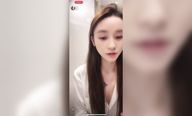 最新《瘋狂抖音》外篇之《抖音擦邊4》顏值主播各顯神通 閃現走光 刷邊瘋狂作死 扣逼漏奶 (121)