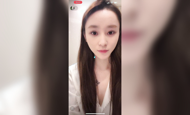 最新《瘋狂抖音》外篇之《抖音擦邊4》顏值主播各顯神通 閃現走光 刷邊瘋狂作死 扣逼漏奶 (121)