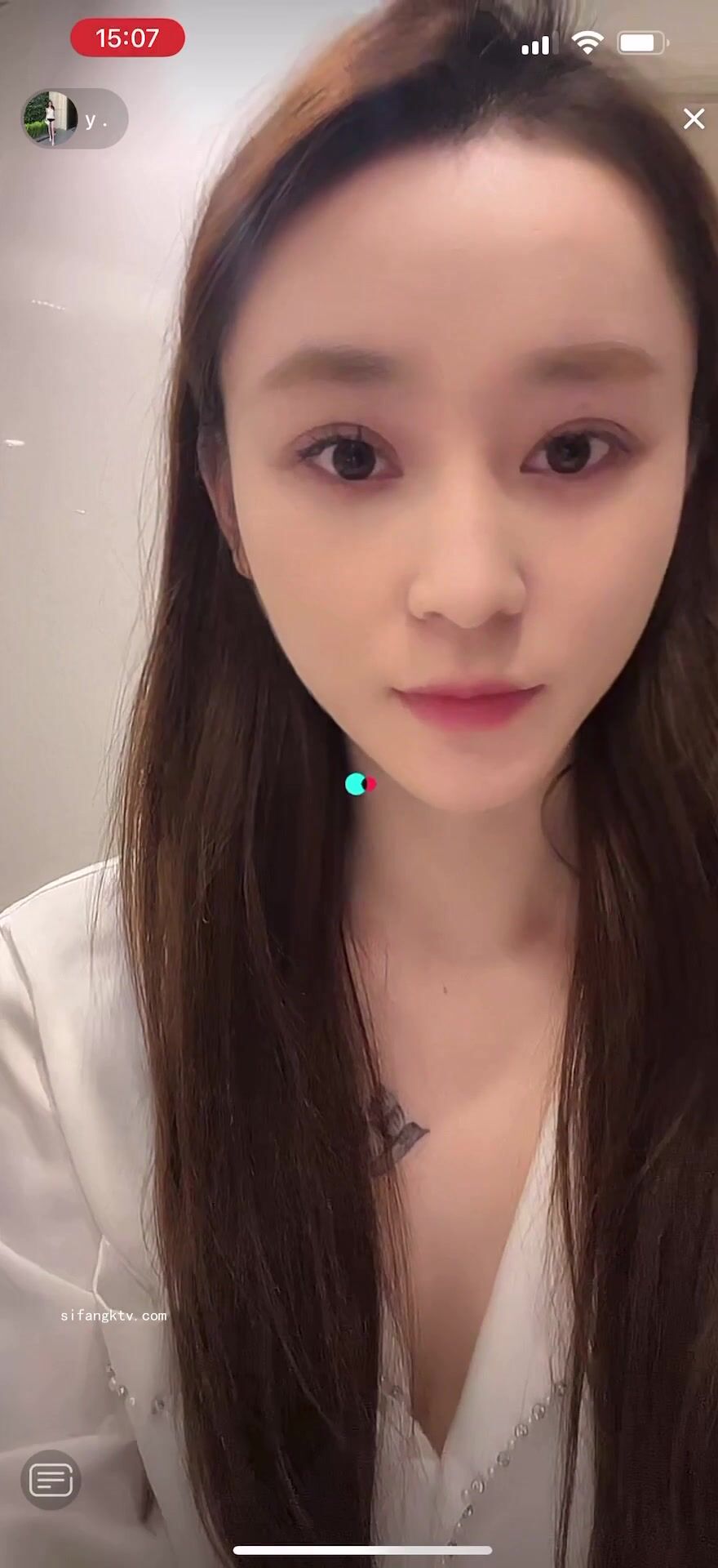 最新《瘋狂抖音》外篇之《抖音擦邊4》顏值主播各顯神通 閃現走光 刷邊瘋狂作死 扣逼漏奶 (121)