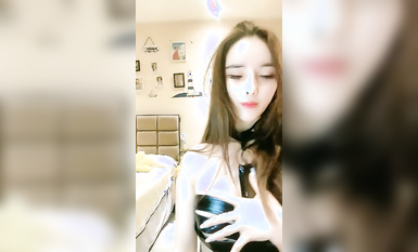 核彈！封面模特女神~20小時~【妍妍】長腿美臀~道具狂插！ (1)